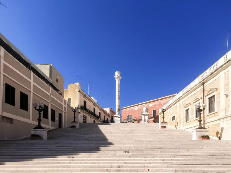 La scalinata Virgilio e la Colonna Romana Brindisi